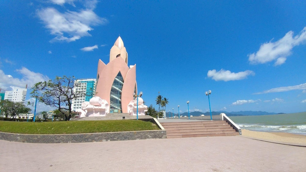 Elegantly positioned along the Tran Phu shoreline, the tower offers visitors a serene space for cultural appreciation